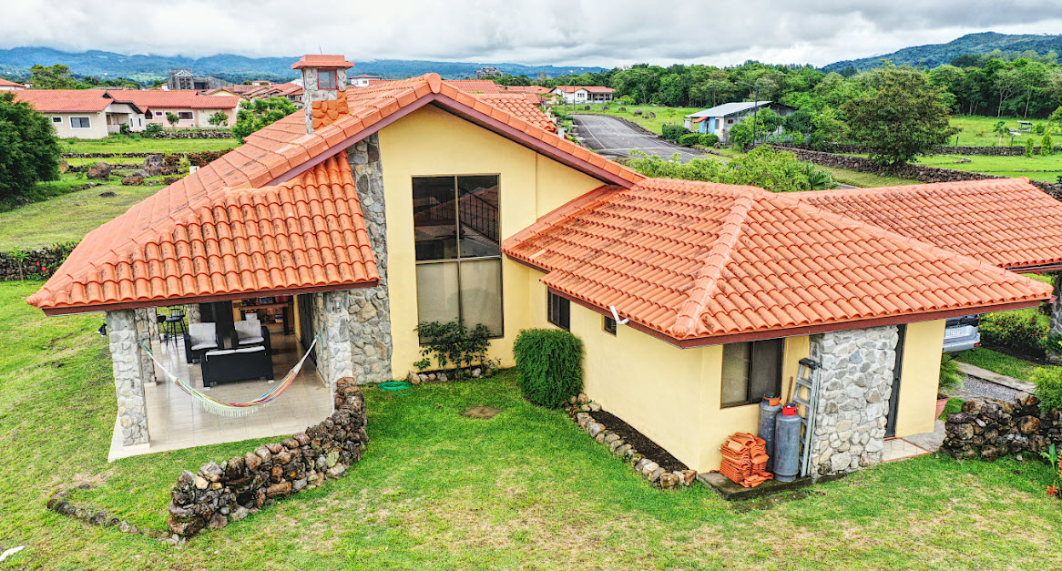 Excellent value Home in Los Molinos - THE PANAMA PERSPECTIVE