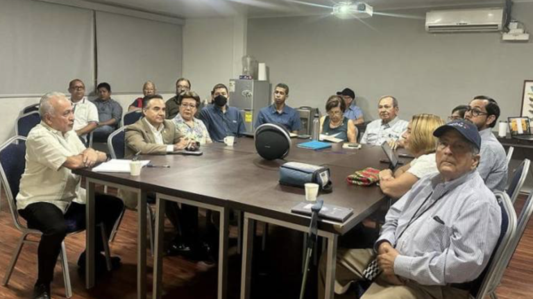 Chiriqui-Buisnessmen