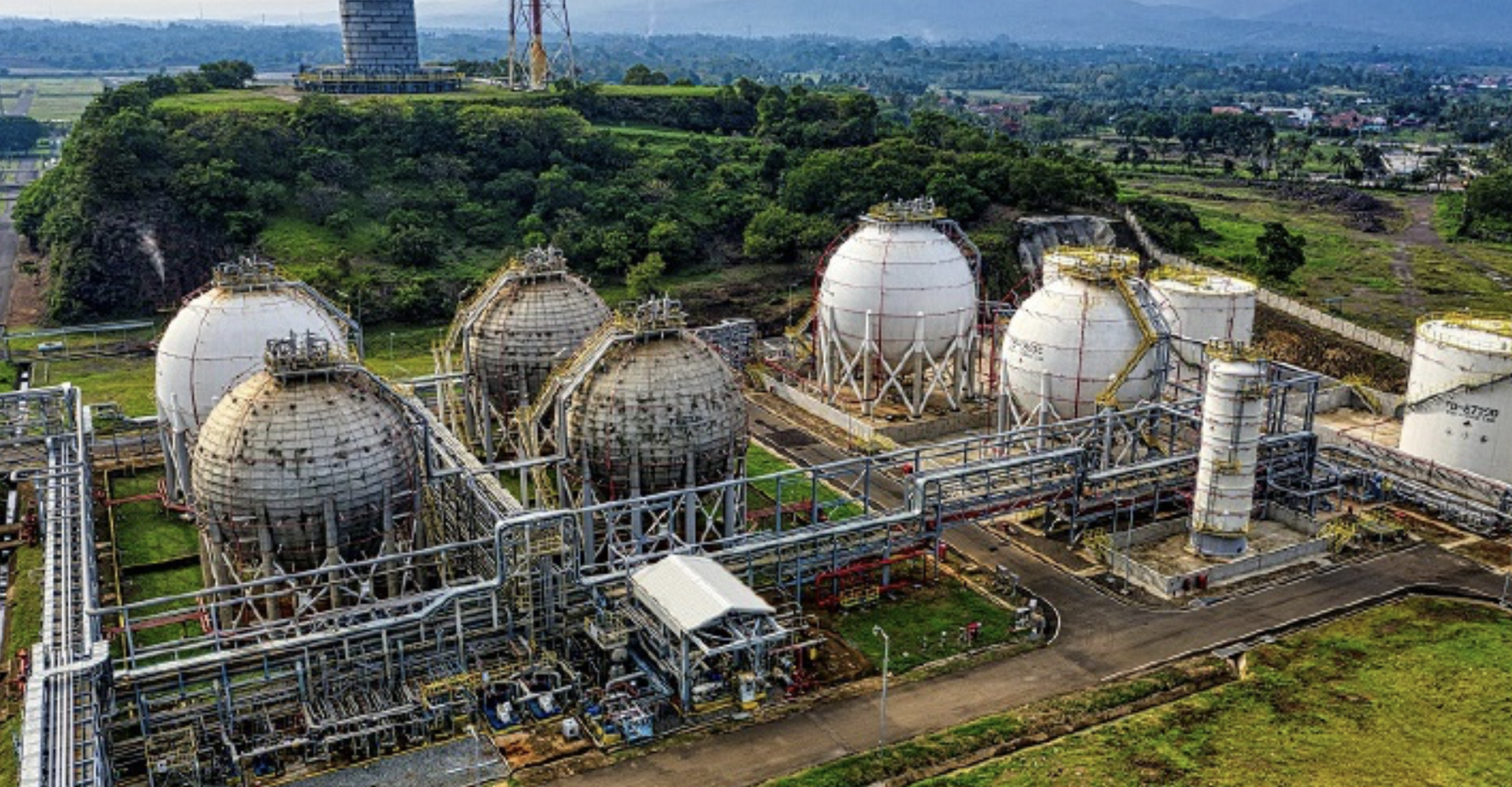 gas natural in water