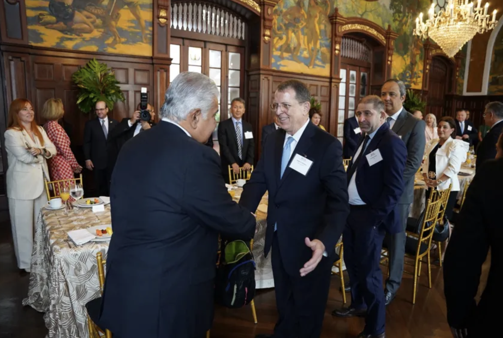 Mulino speaking on Panama logistics hub strategy at Council of the Americas meeting