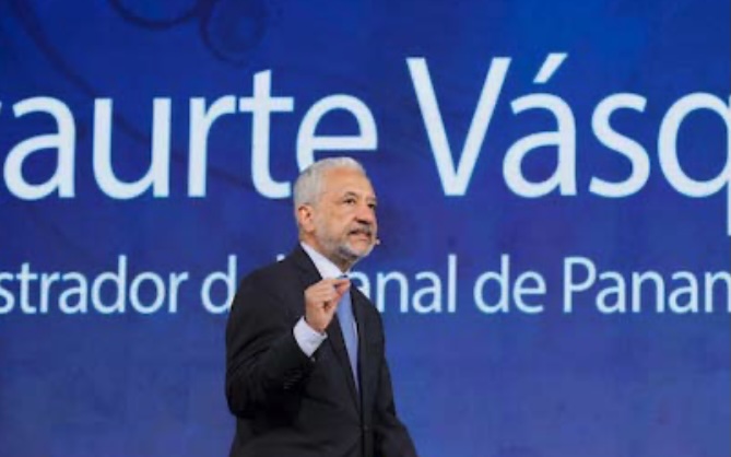 Panama Canal port concession meeting with private sector representatives