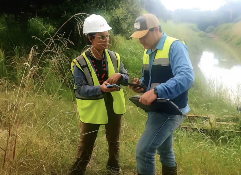 Environmental engineers conducting baseline surveys for the Panama–David train corridor