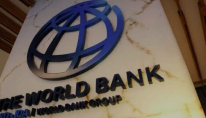 Graph showing Panama’s fiscal sustainability targets and projected economic growth for 2025.