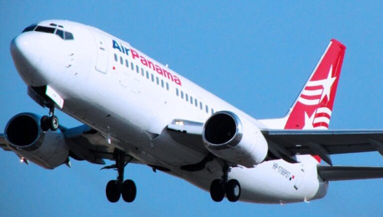 An Air Panama flights aircraft preparing for takeoff at the Enrique Malek Airport in David.