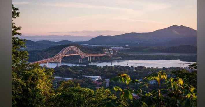 Map of Gatun Lake illustrating the areas most affected by Panama Canal fish migration and saltwater intrusion.