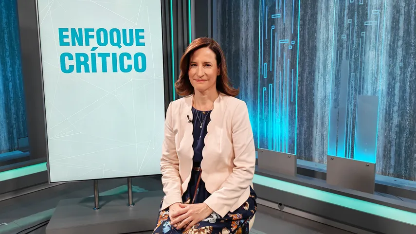 "Panamanian officials discussing the Panama UN 2030 Agenda and sustainable development strategies."