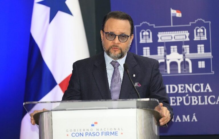 Minister Julio Molto discussing the strategic trade agenda for Panama's economic development.