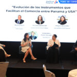 Vice Minister Eida Sáiz speaking at AmCham forum regarding Panama US trade opportunities and logistics growth.