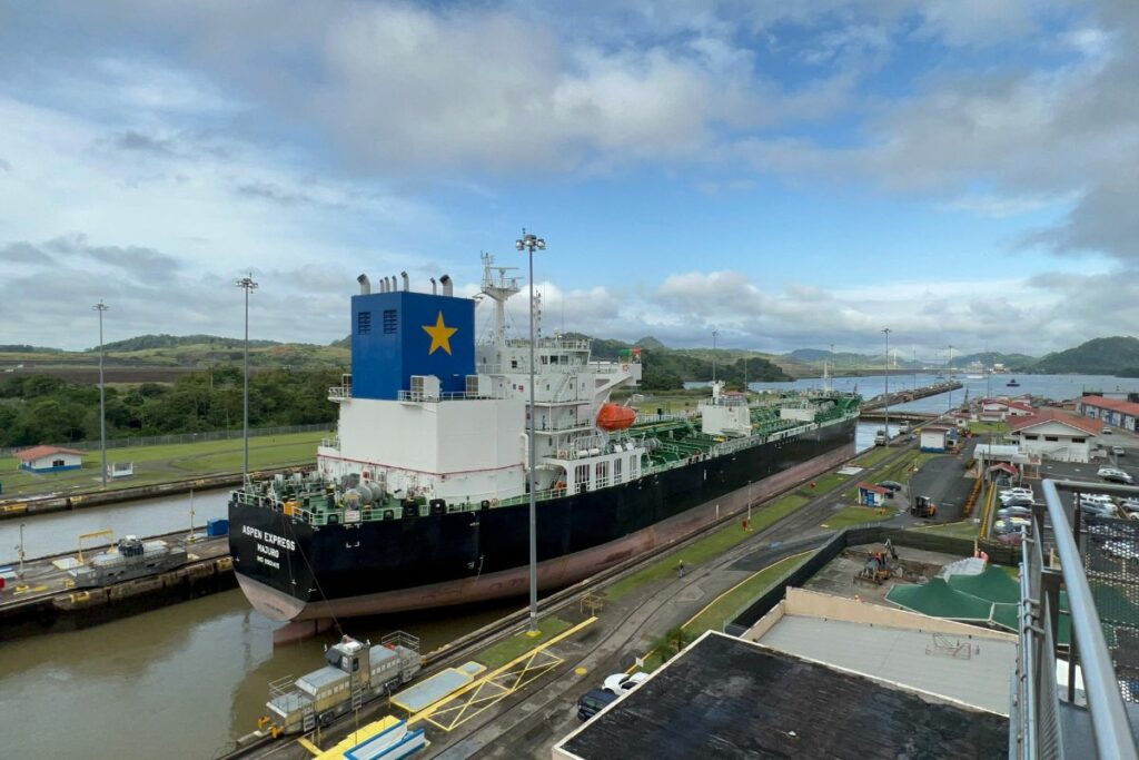 Ecuador trade expansion initiative connecting exporters to global markets through Panama.